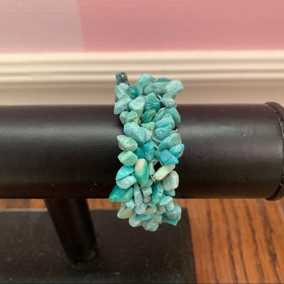 Natural turquoise stone elastic cuff bracelet - Picture 3 of 3